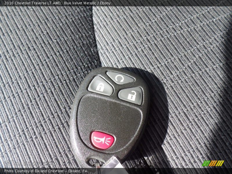 Blue Velvet Metallic / Ebony 2016 Chevrolet Traverse LT AWD