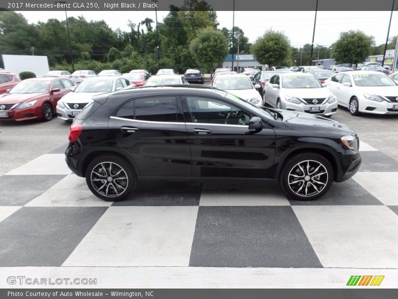 Night Black / Black 2017 Mercedes-Benz GLA 250