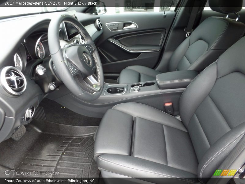 Night Black / Black 2017 Mercedes-Benz GLA 250