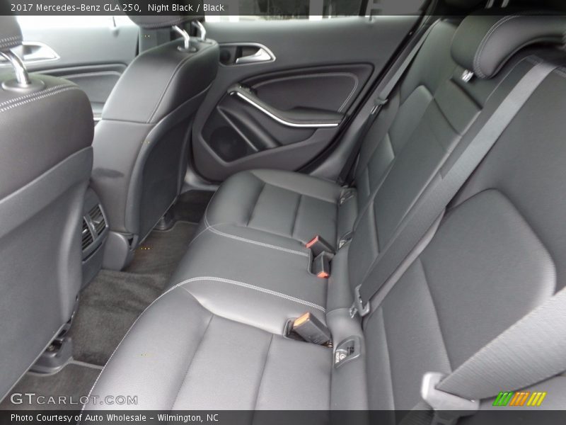 Night Black / Black 2017 Mercedes-Benz GLA 250