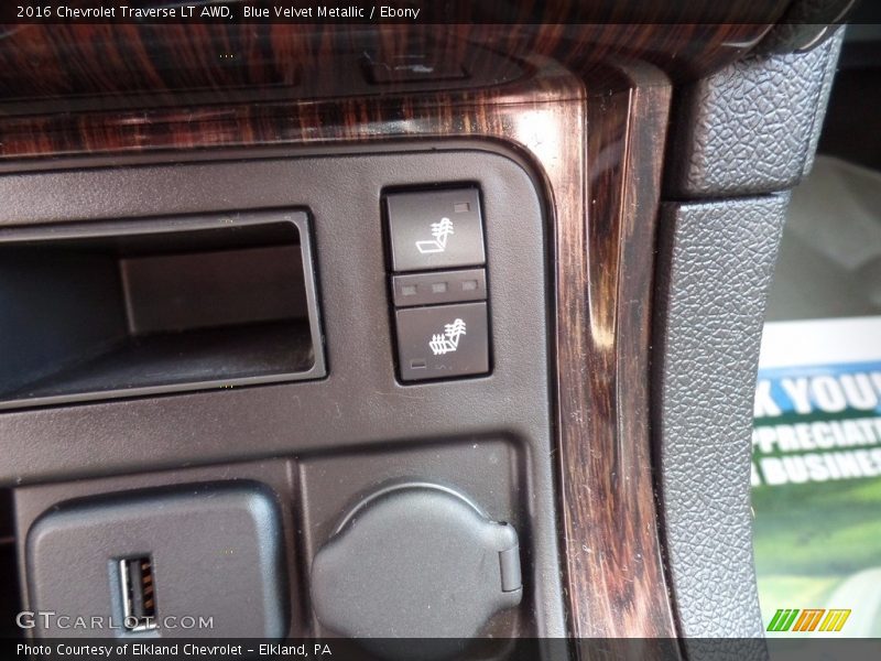 Blue Velvet Metallic / Ebony 2016 Chevrolet Traverse LT AWD
