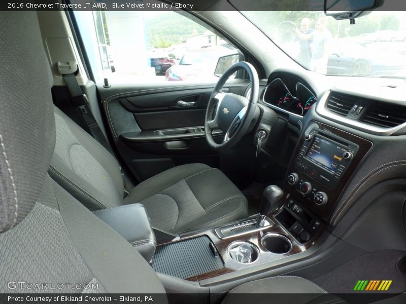 Blue Velvet Metallic / Ebony 2016 Chevrolet Traverse LT AWD