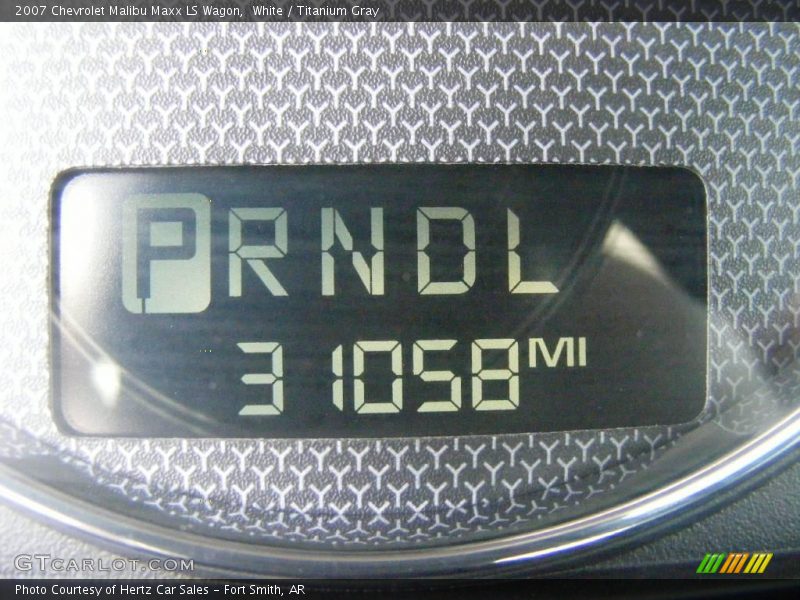 White / Titanium Gray 2007 Chevrolet Malibu Maxx LS Wagon