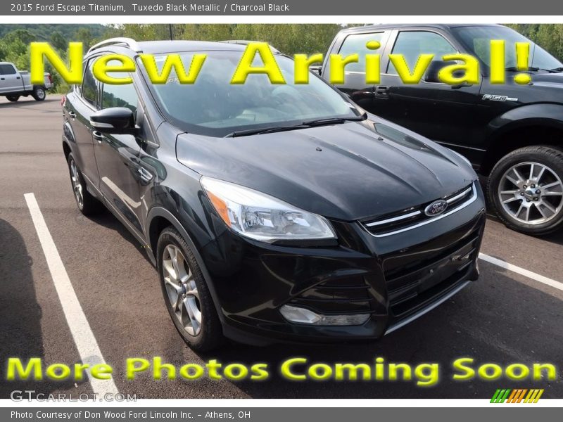 Tuxedo Black Metallic / Charcoal Black 2015 Ford Escape Titanium