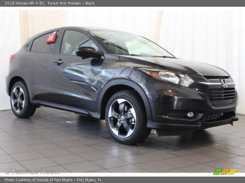 Forest Mist Metallic / Black 2018 Honda HR-V EX