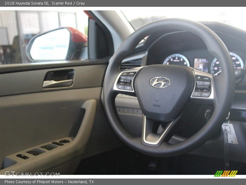 Scarlet Red / Gray 2018 Hyundai Sonata SE