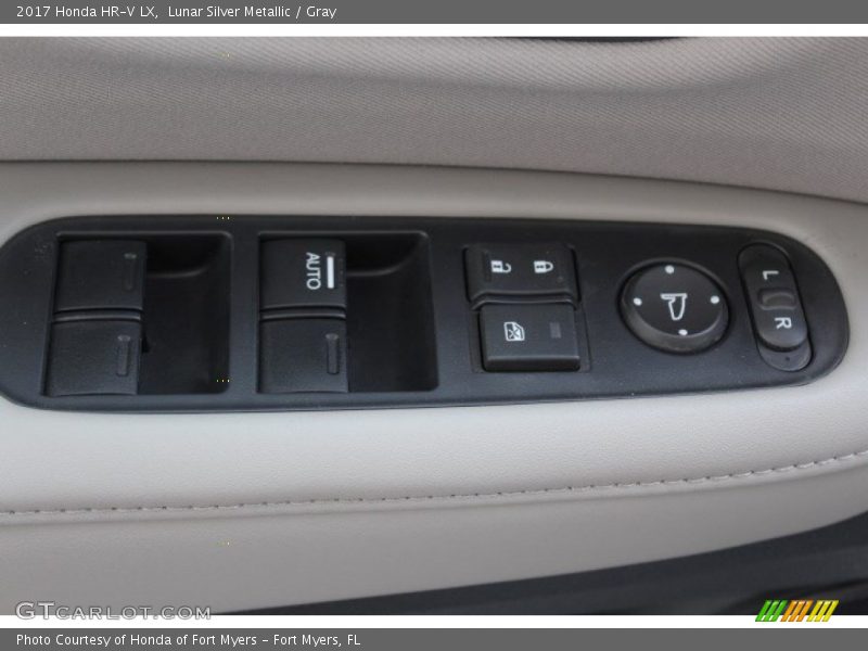 Lunar Silver Metallic / Gray 2017 Honda HR-V LX