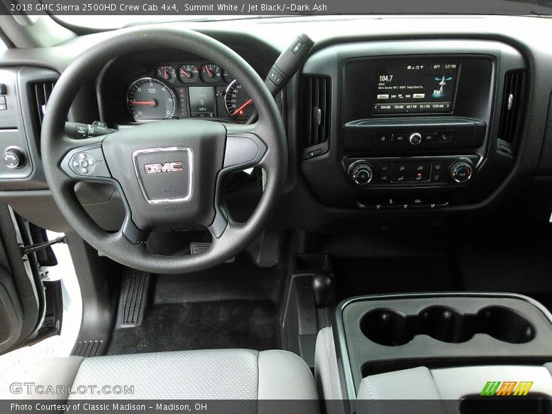 Dashboard of 2018 Sierra 2500HD Crew Cab 4x4