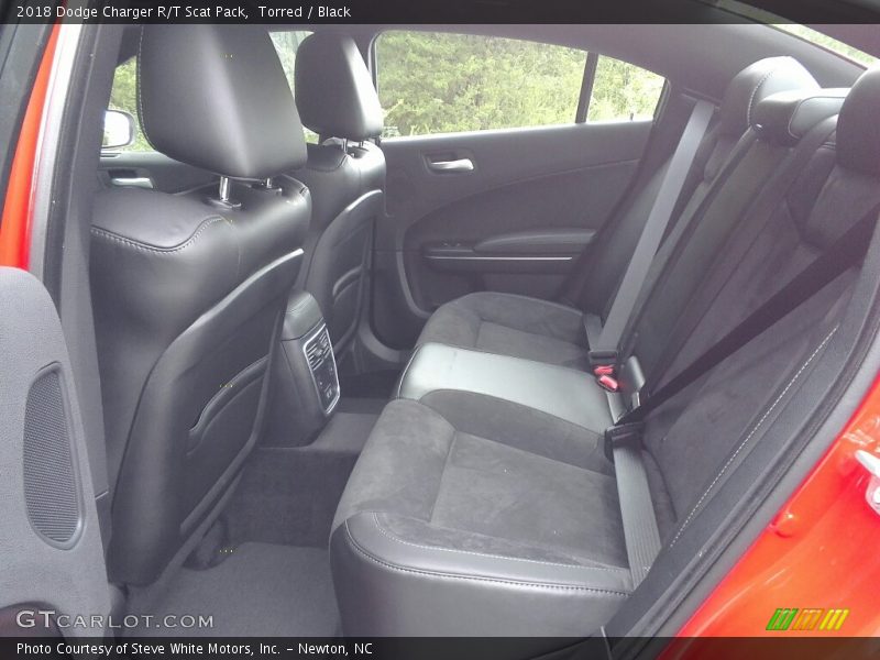 Torred / Black 2018 Dodge Charger R/T Scat Pack