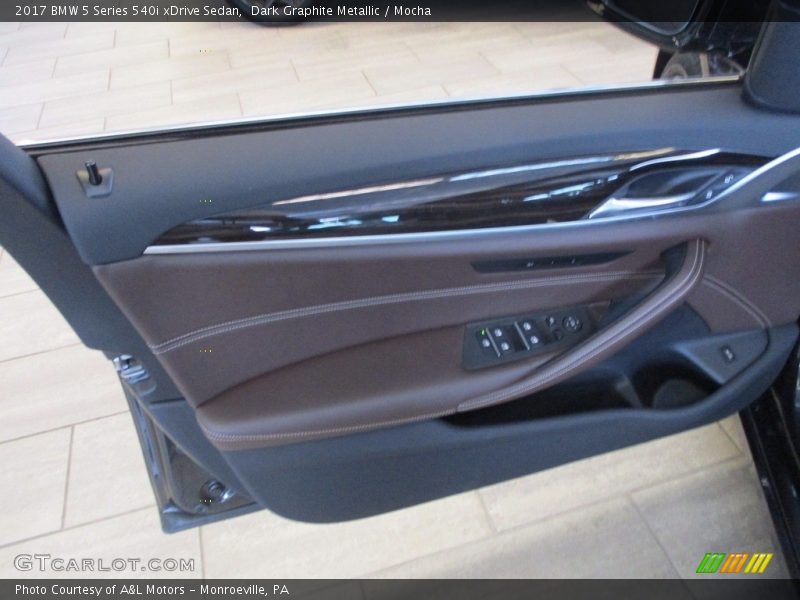 Dark Graphite Metallic / Mocha 2017 BMW 5 Series 540i xDrive Sedan