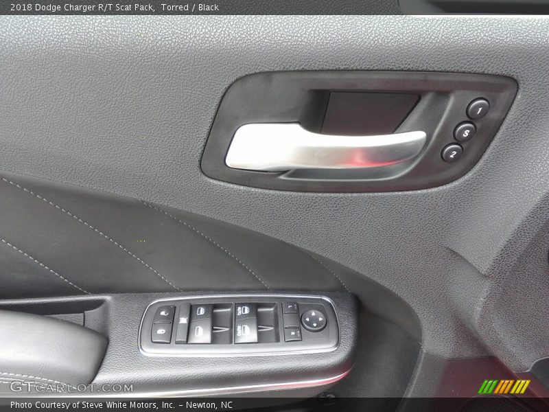 Torred / Black 2018 Dodge Charger R/T Scat Pack