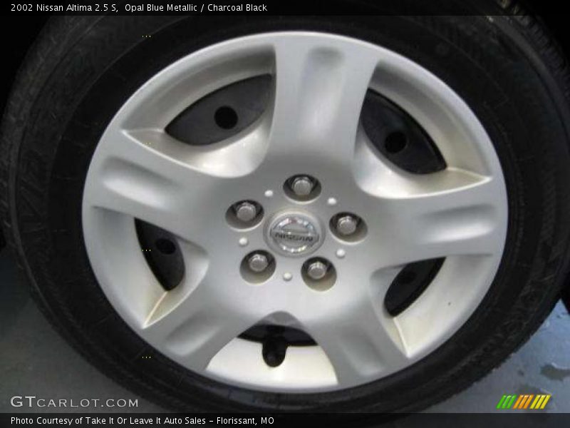 Opal Blue Metallic / Charcoal Black 2002 Nissan Altima 2.5 S