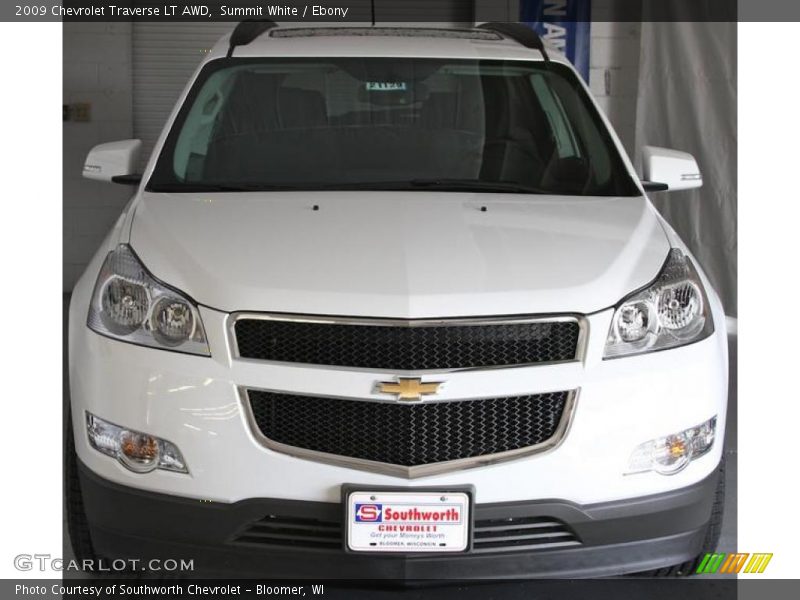 Summit White / Ebony 2009 Chevrolet Traverse LT AWD