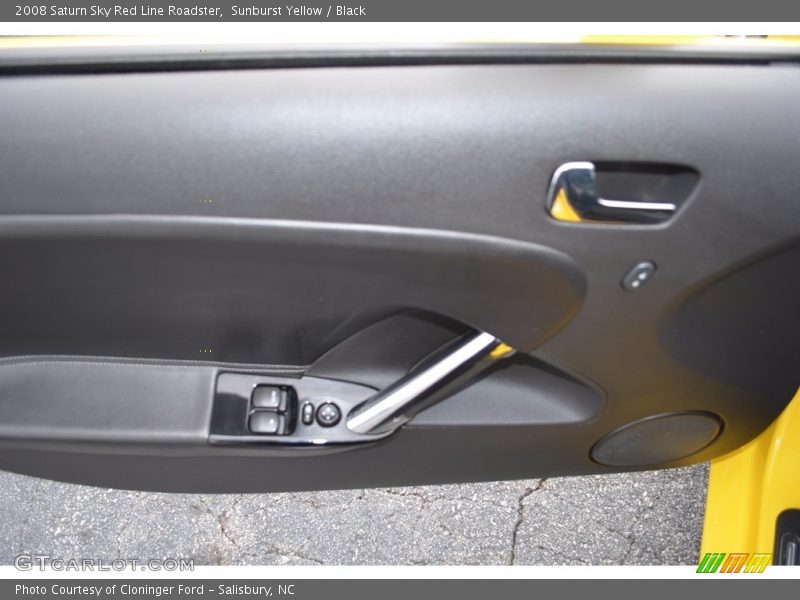 Sunburst Yellow / Black 2008 Saturn Sky Red Line Roadster