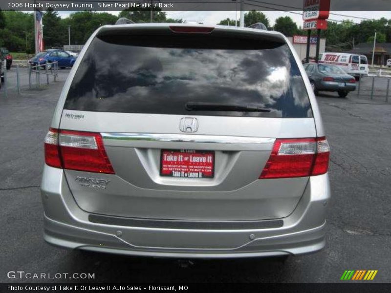 Silver Pearl Metallic / Black 2006 Honda Odyssey Touring