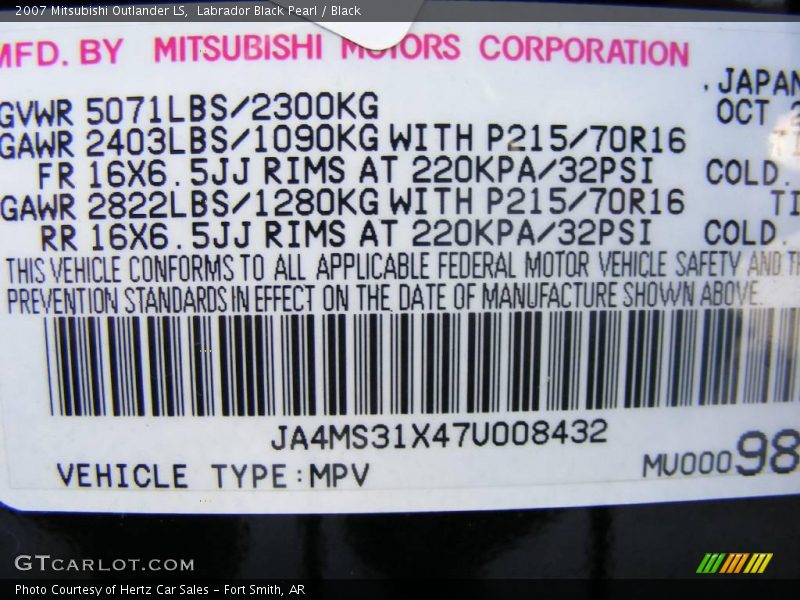 Labrador Black Pearl / Black 2007 Mitsubishi Outlander LS