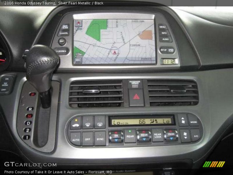 Silver Pearl Metallic / Black 2006 Honda Odyssey Touring