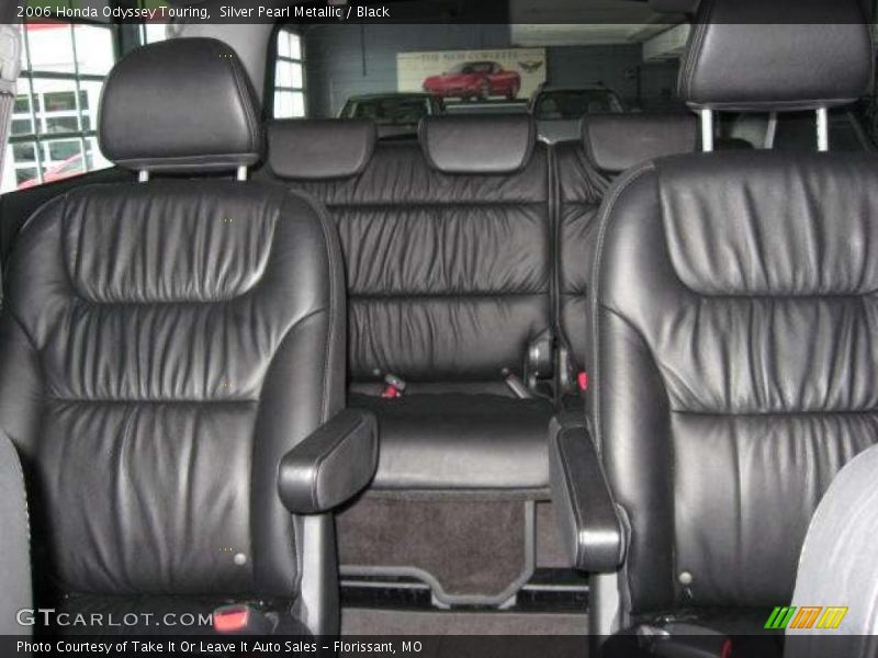 Silver Pearl Metallic / Black 2006 Honda Odyssey Touring