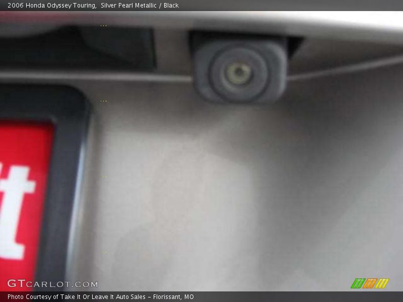 Silver Pearl Metallic / Black 2006 Honda Odyssey Touring