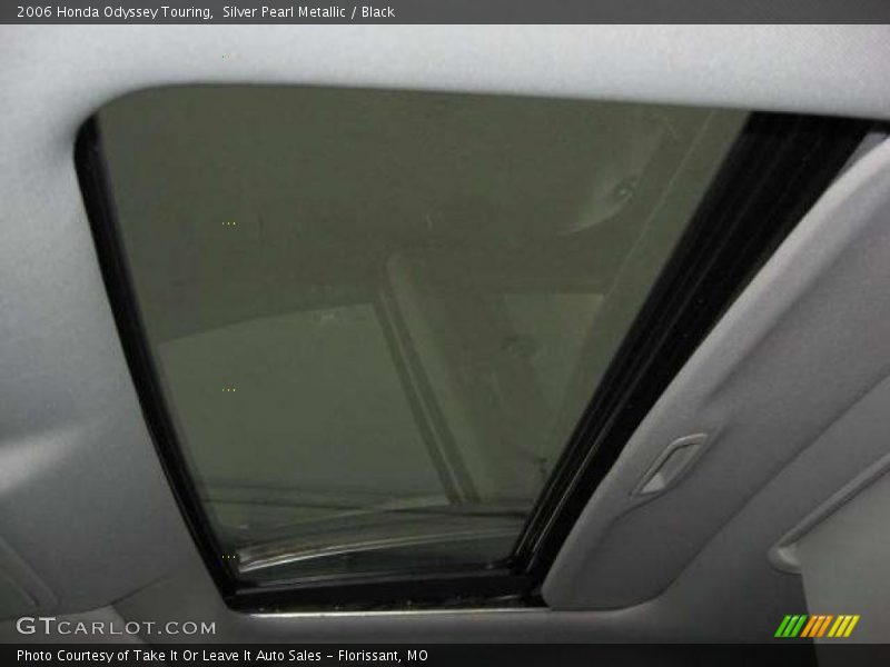 Silver Pearl Metallic / Black 2006 Honda Odyssey Touring