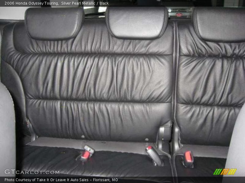 Silver Pearl Metallic / Black 2006 Honda Odyssey Touring