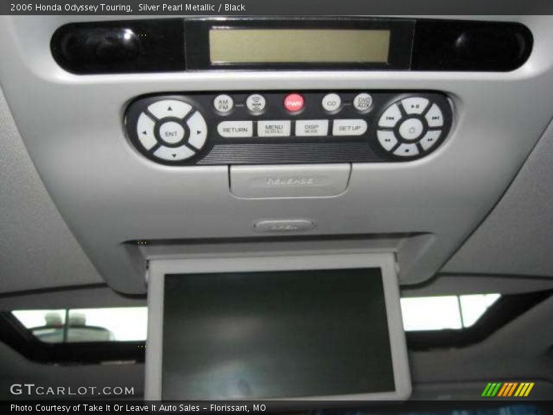 Silver Pearl Metallic / Black 2006 Honda Odyssey Touring
