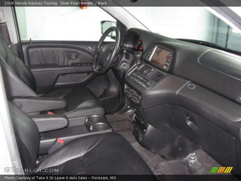 Silver Pearl Metallic / Black 2006 Honda Odyssey Touring