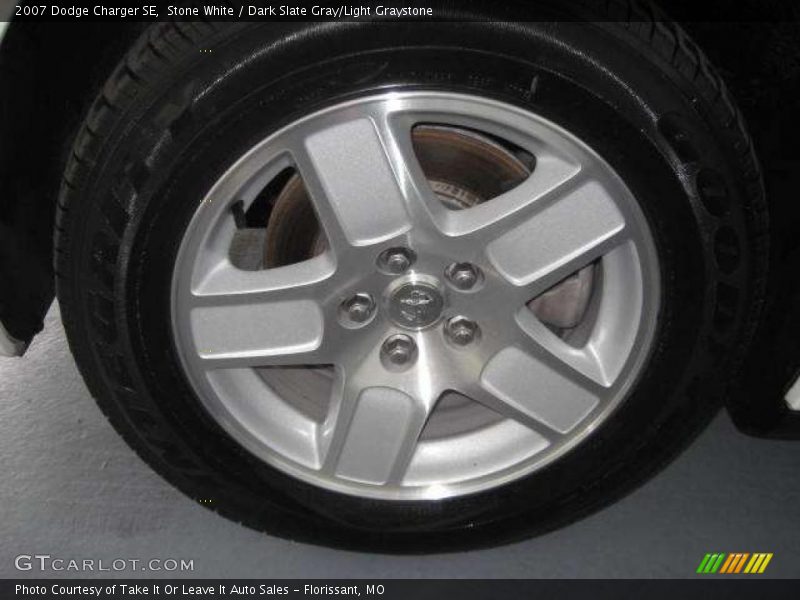 Stone White / Dark Slate Gray/Light Graystone 2007 Dodge Charger SE