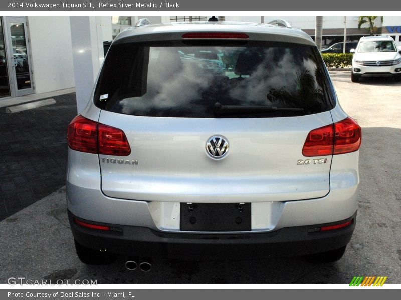 Reflex Silver Metallic / Black 2014 Volkswagen Tiguan SEL