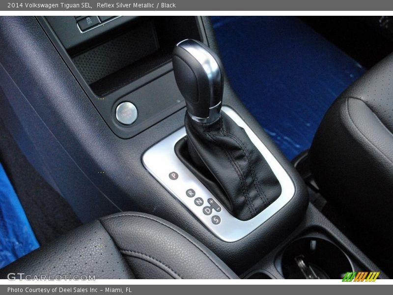 Reflex Silver Metallic / Black 2014 Volkswagen Tiguan SEL