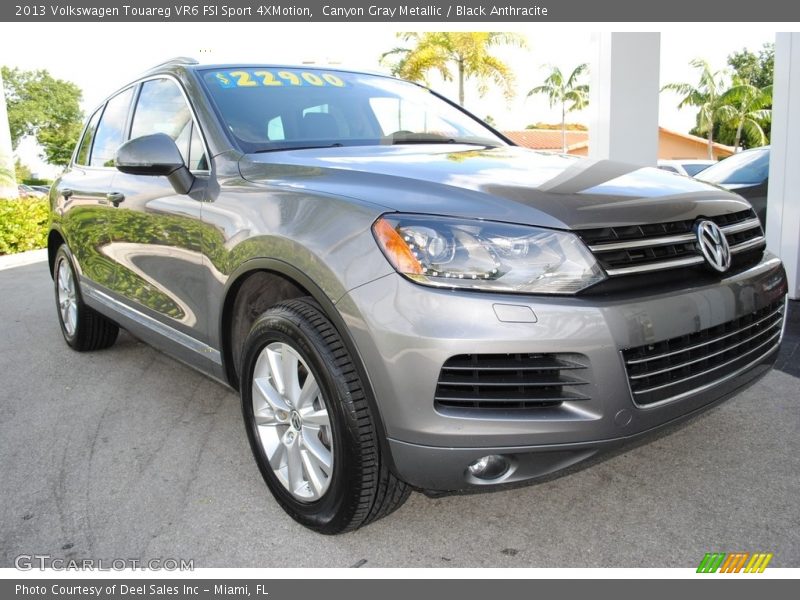 Canyon Gray Metallic / Black Anthracite 2013 Volkswagen Touareg VR6 FSI Sport 4XMotion