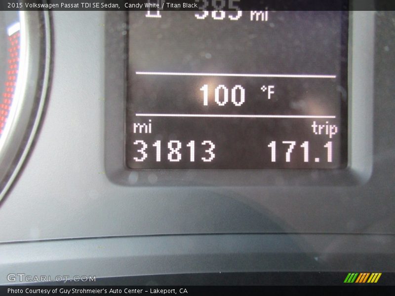 Candy White / Titan Black 2015 Volkswagen Passat TDI SE Sedan