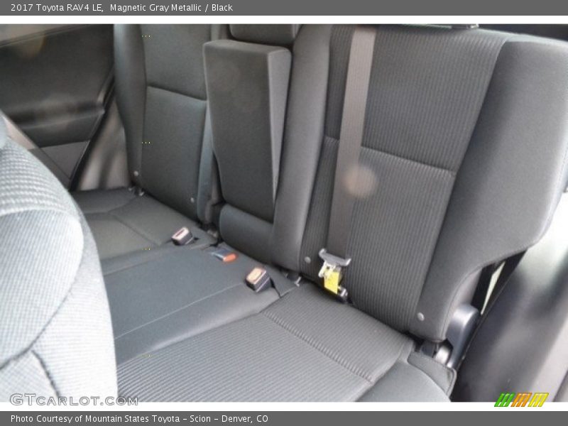 Magnetic Gray Metallic / Black 2017 Toyota RAV4 LE