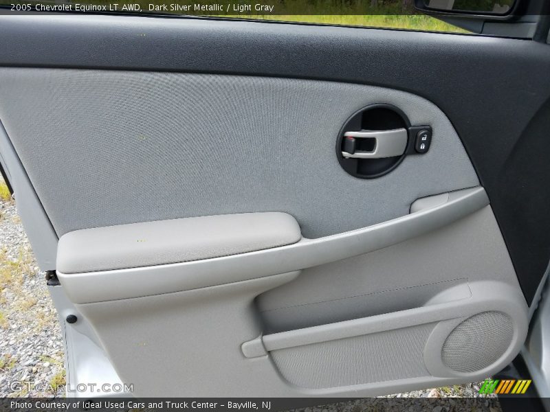 Dark Silver Metallic / Light Gray 2005 Chevrolet Equinox LT AWD