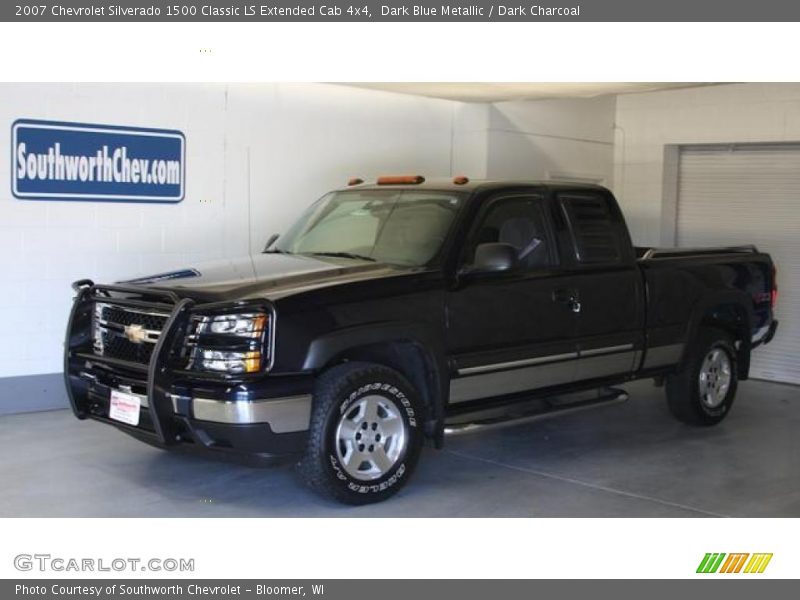 Dark Blue Metallic / Dark Charcoal 2007 Chevrolet Silverado 1500 Classic LS Extended Cab 4x4