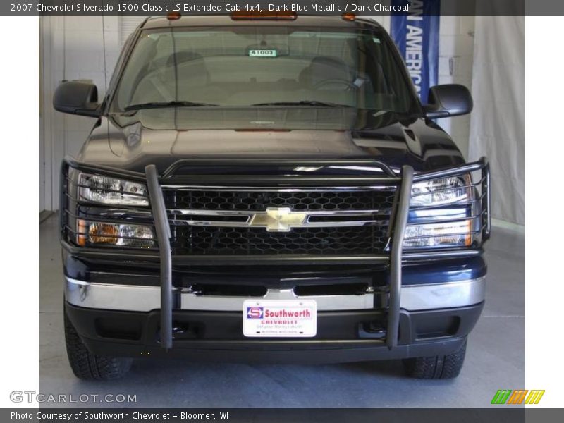 Dark Blue Metallic / Dark Charcoal 2007 Chevrolet Silverado 1500 Classic LS Extended Cab 4x4