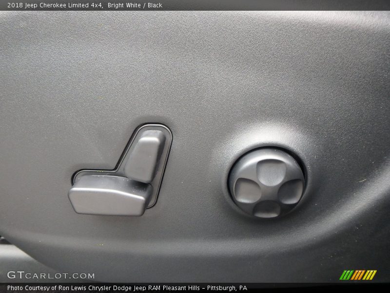 Bright White / Black 2018 Jeep Cherokee Limited 4x4