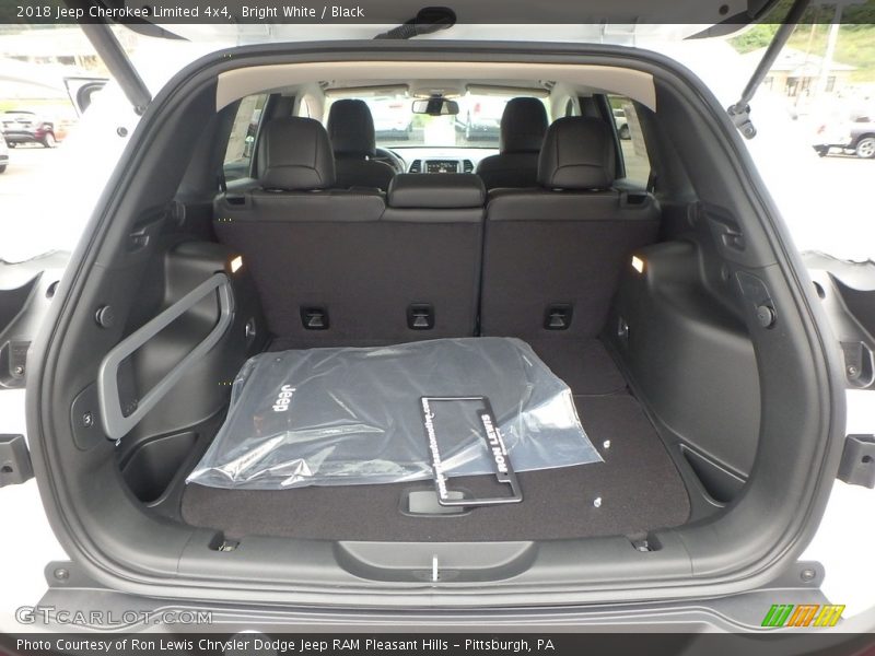 Bright White / Black 2018 Jeep Cherokee Limited 4x4