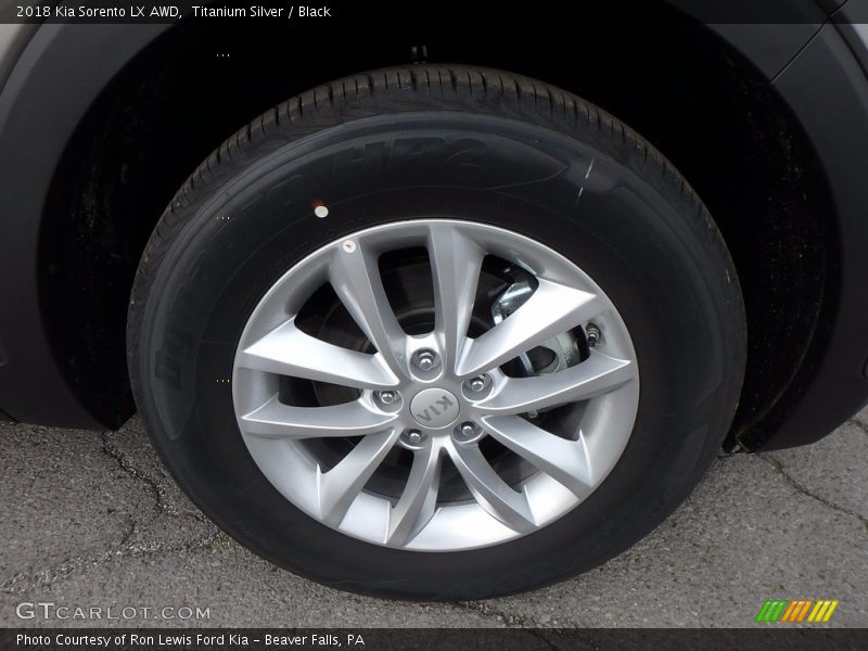 Titanium Silver / Black 2018 Kia Sorento LX AWD