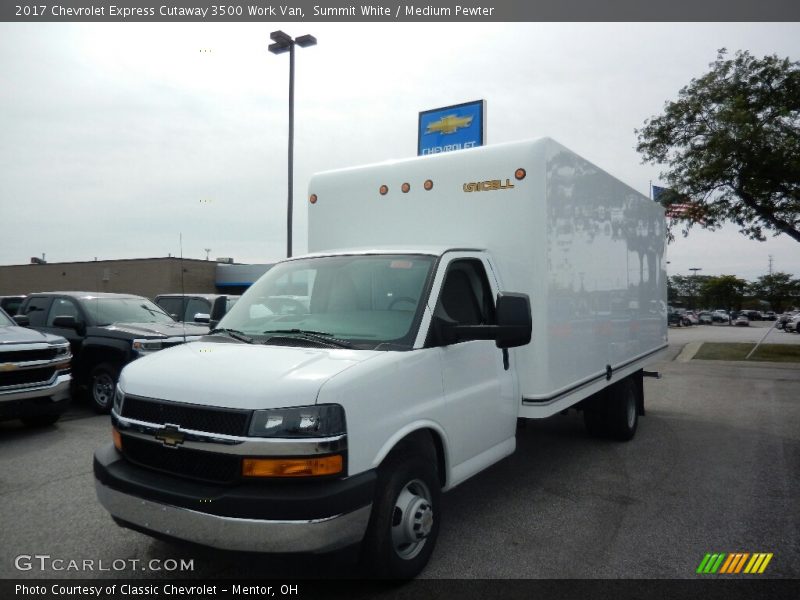 Summit White / Medium Pewter 2017 Chevrolet Express Cutaway 3500 Work Van