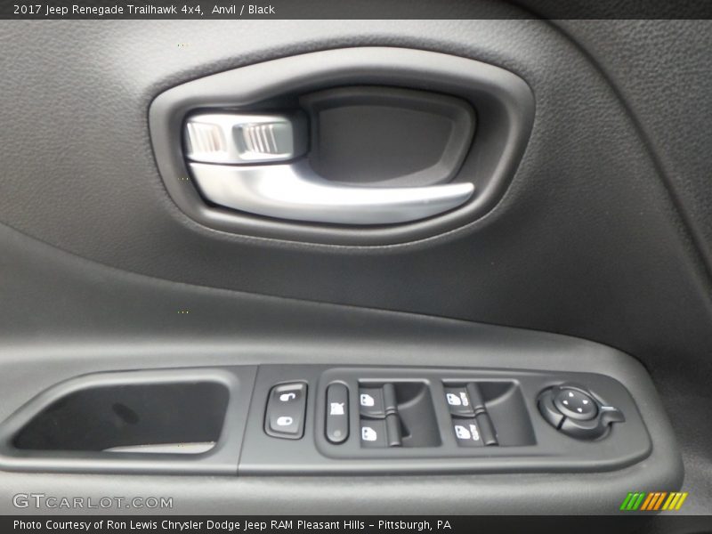 Anvil / Black 2017 Jeep Renegade Trailhawk 4x4