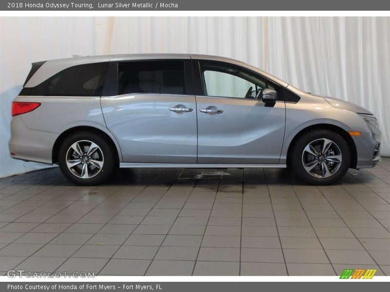 Lunar Silver Metallic / Mocha 2018 Honda Odyssey Touring