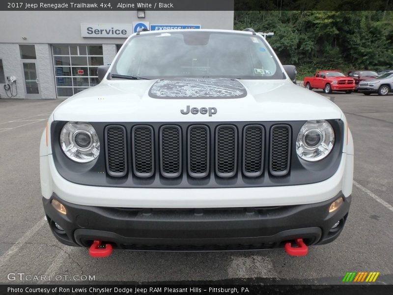 Alpine White / Black 2017 Jeep Renegade Trailhawk 4x4