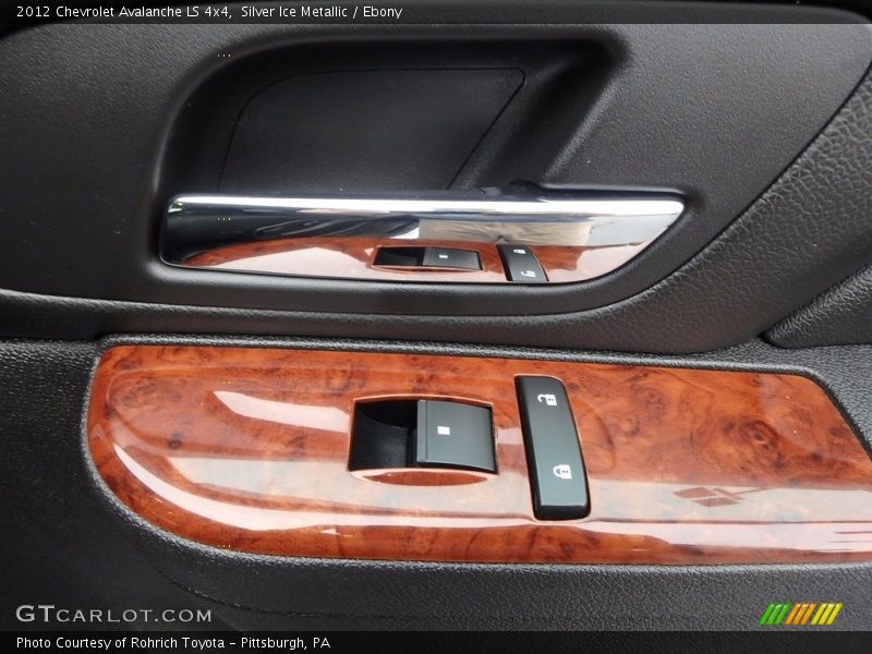Silver Ice Metallic / Ebony 2012 Chevrolet Avalanche LS 4x4