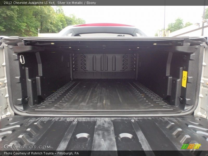 Silver Ice Metallic / Ebony 2012 Chevrolet Avalanche LS 4x4