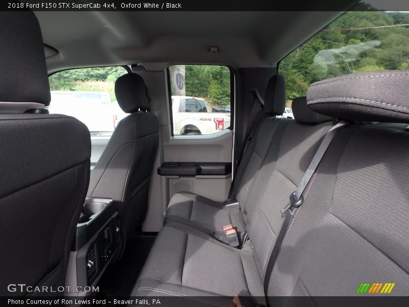 Oxford White / Black 2018 Ford F150 STX SuperCab 4x4