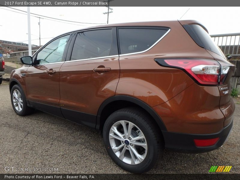 Canyon Ridge / Charcoal Black 2017 Ford Escape SE 4WD