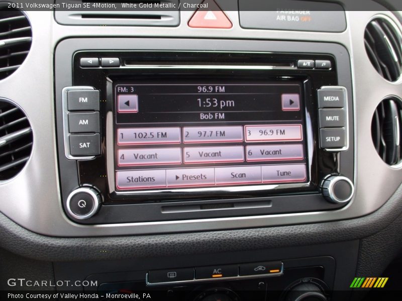 White Gold Metallic / Charcoal 2011 Volkswagen Tiguan SE 4Motion