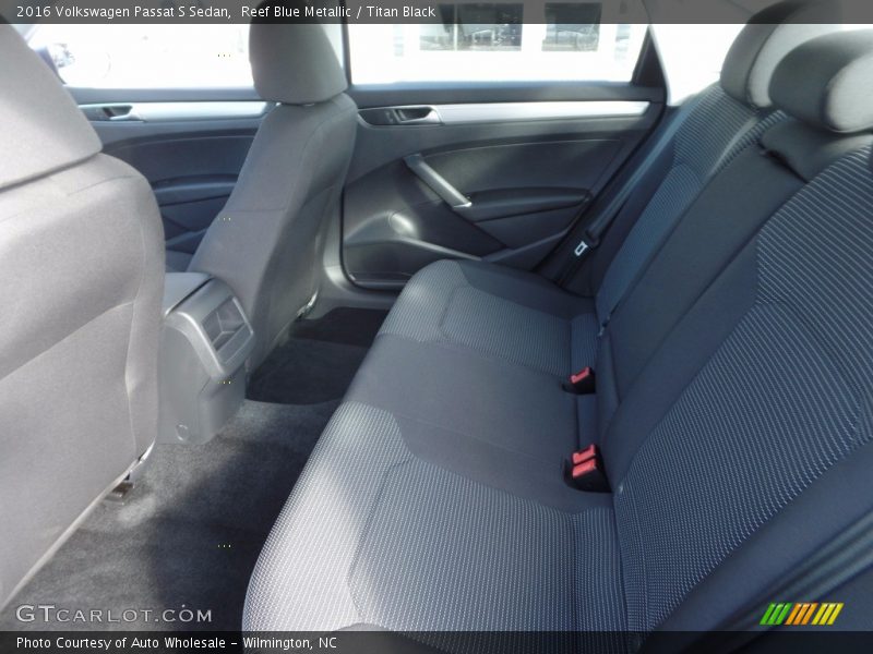 Reef Blue Metallic / Titan Black 2016 Volkswagen Passat S Sedan