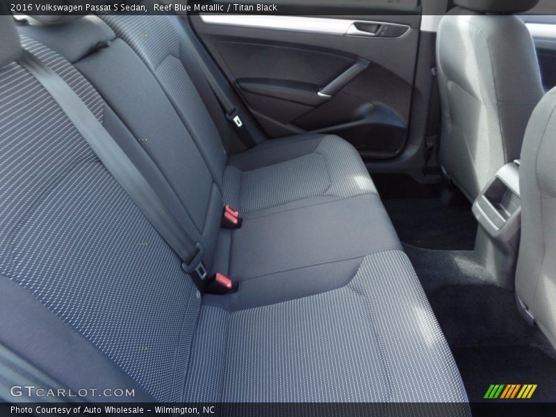 Reef Blue Metallic / Titan Black 2016 Volkswagen Passat S Sedan